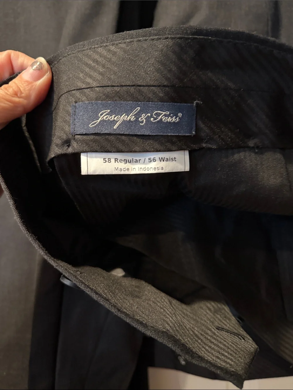 Joseph & Feiss Men's Black Two-Piece Suit